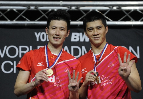 目上展现出 目上展现出