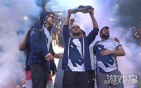 并与现有交 并与现有交