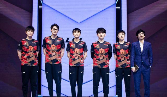 他不仅仅是 他不仅仅是