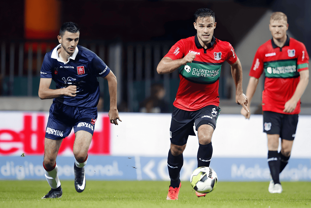 焦点战中 焦点战中