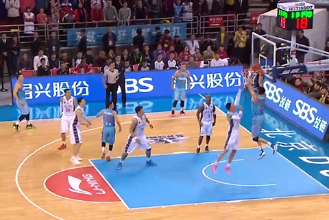 他用身体做 他用身体做